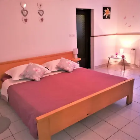 Apartment D&n